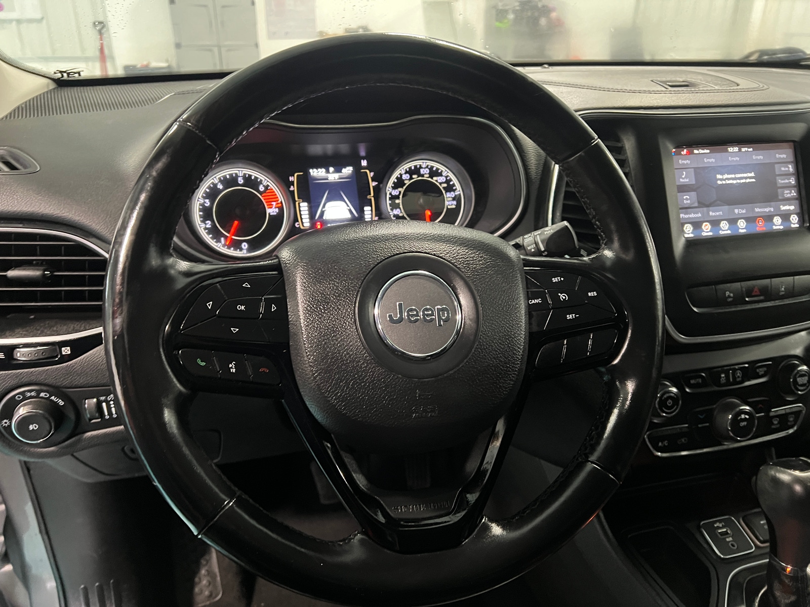 Thumbnail: 2021 Jeep Cherokee - 5