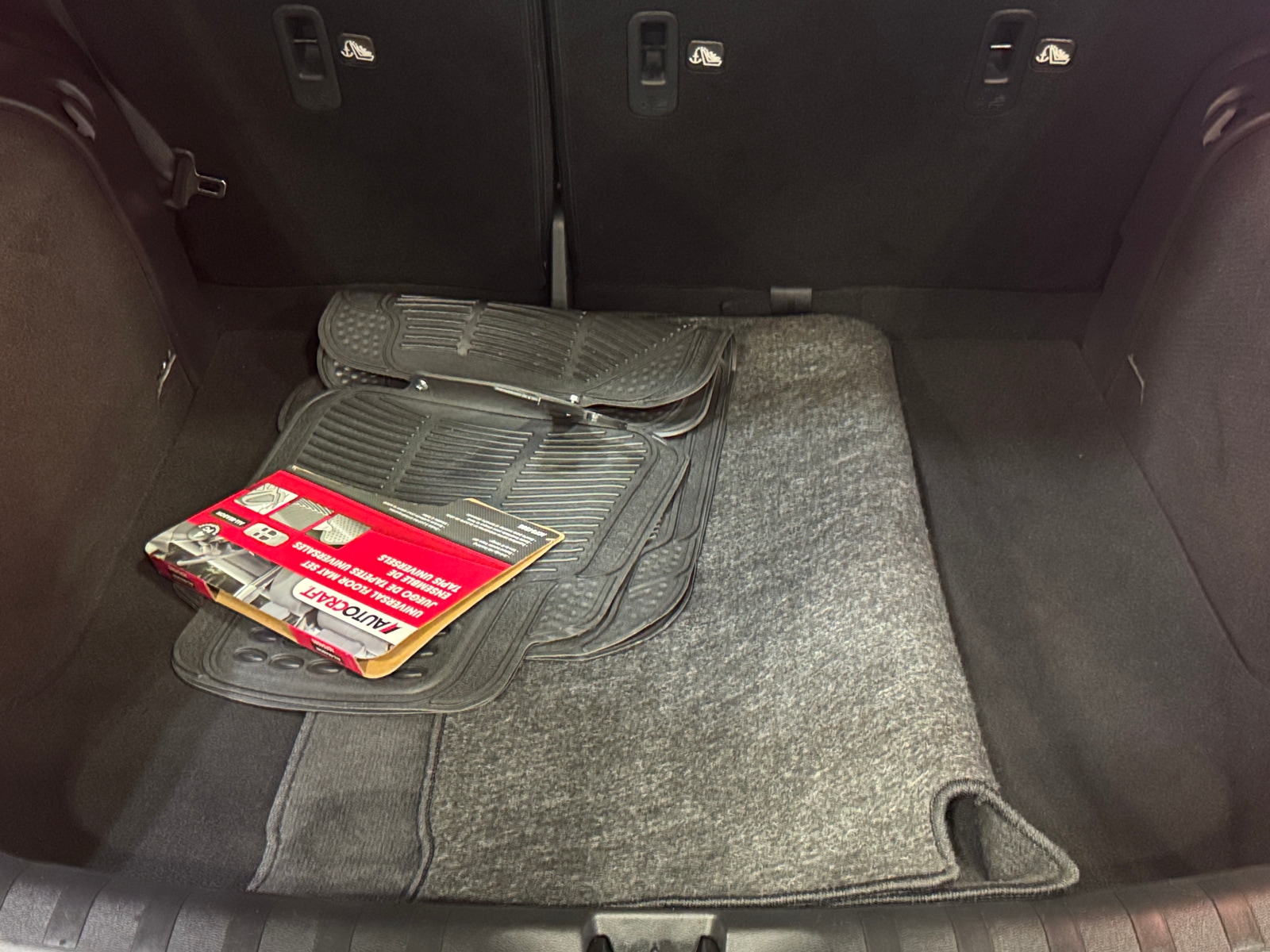 Thumbnail: 2024 Nissan Kicks - 7