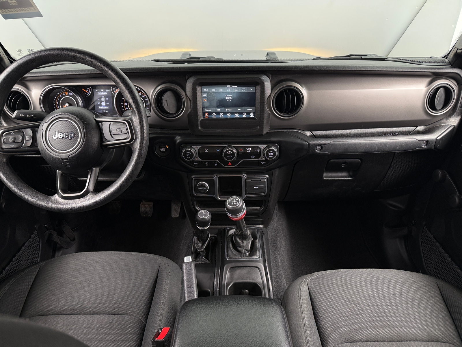 Thumbnail: 2022 Jeep Gladiator - 3