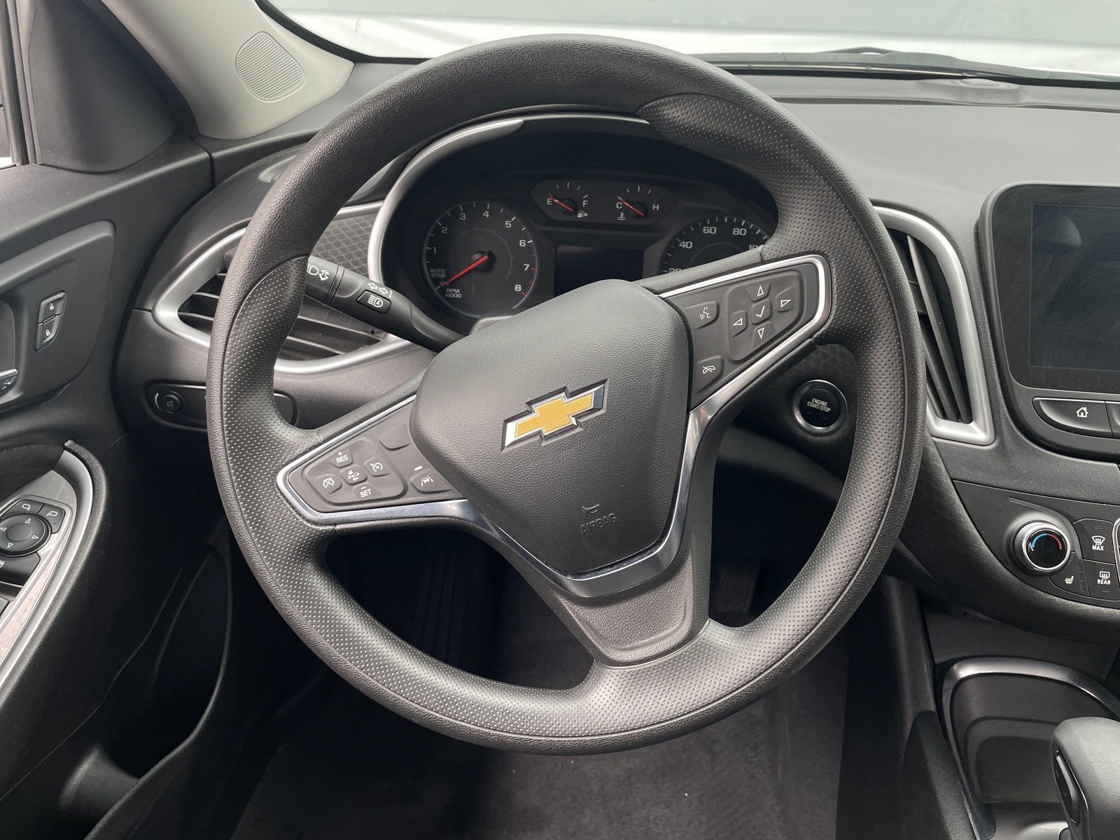 Thumbnail: 2024 Chevrolet Malibu - 5