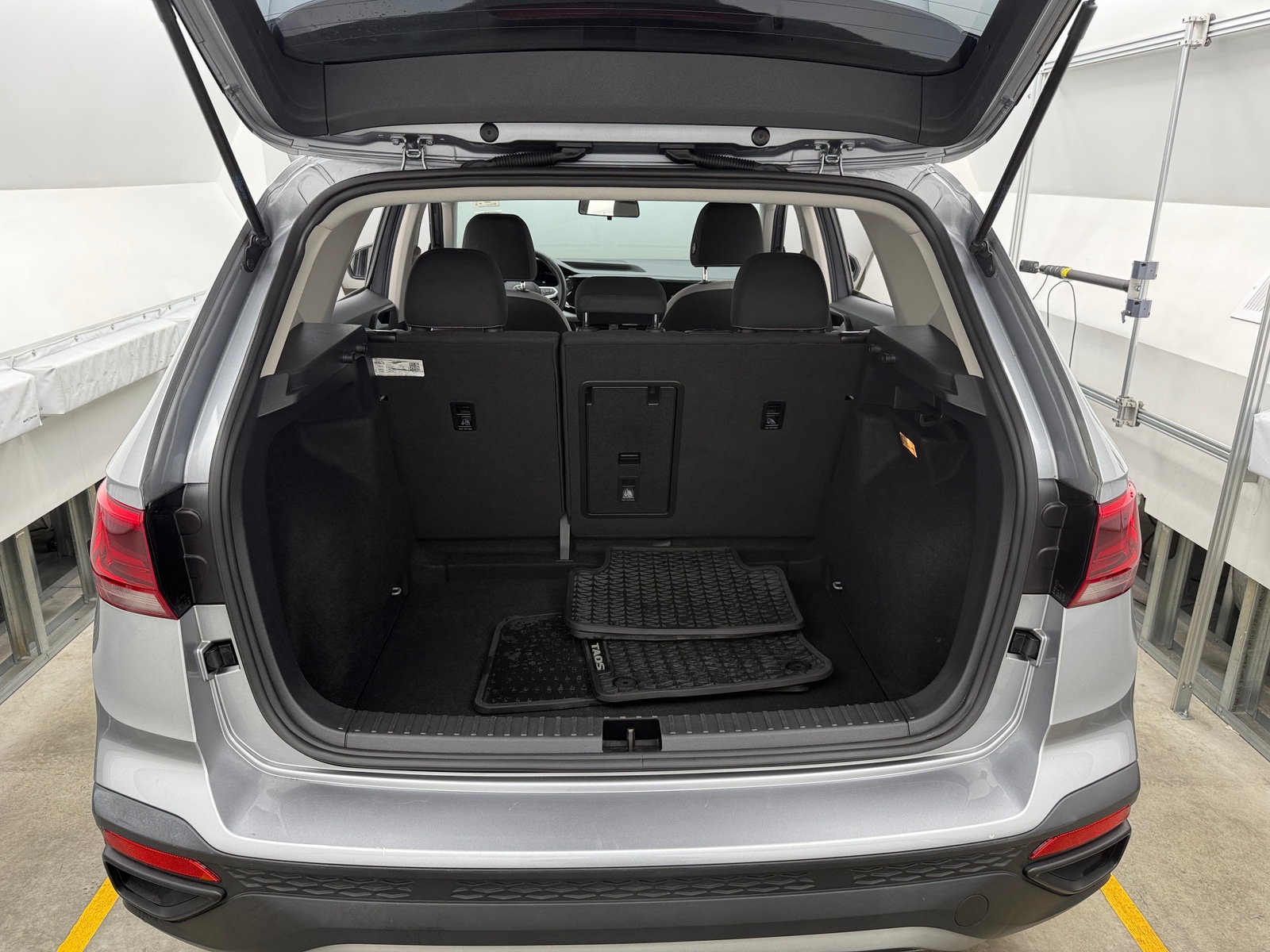 Thumbnail: 2022 Volkswagen Taos - 7