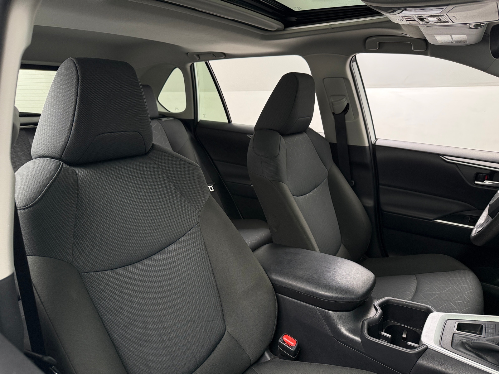 Thumbnail: 2025 Toyota RAV4 - 2