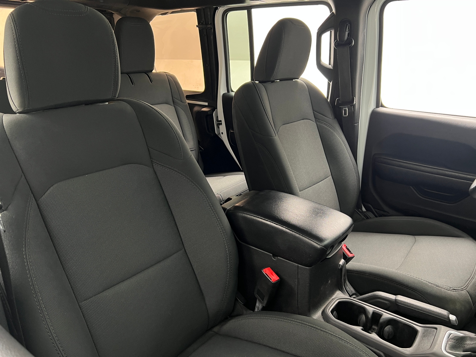 Thumbnail: 2018 Jeep Wrangler - 2