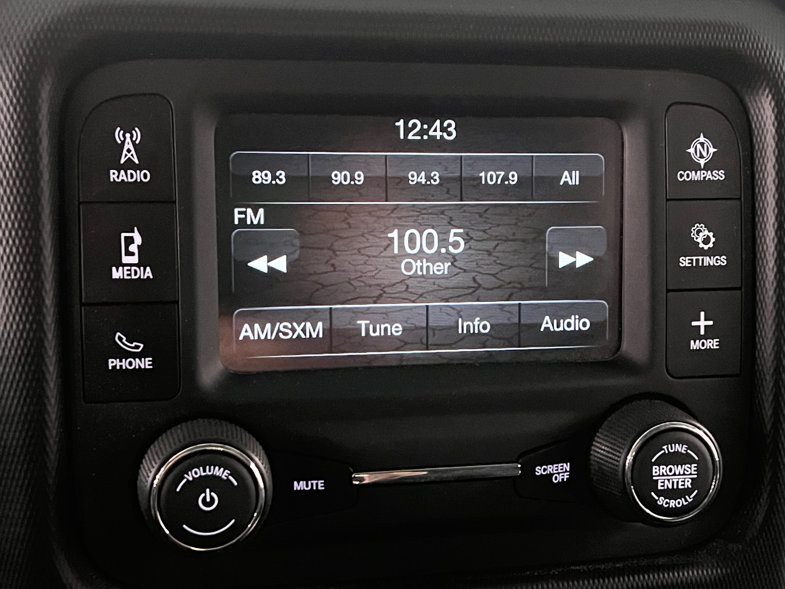 Thumbnail: 2018 Jeep Wrangler - 4