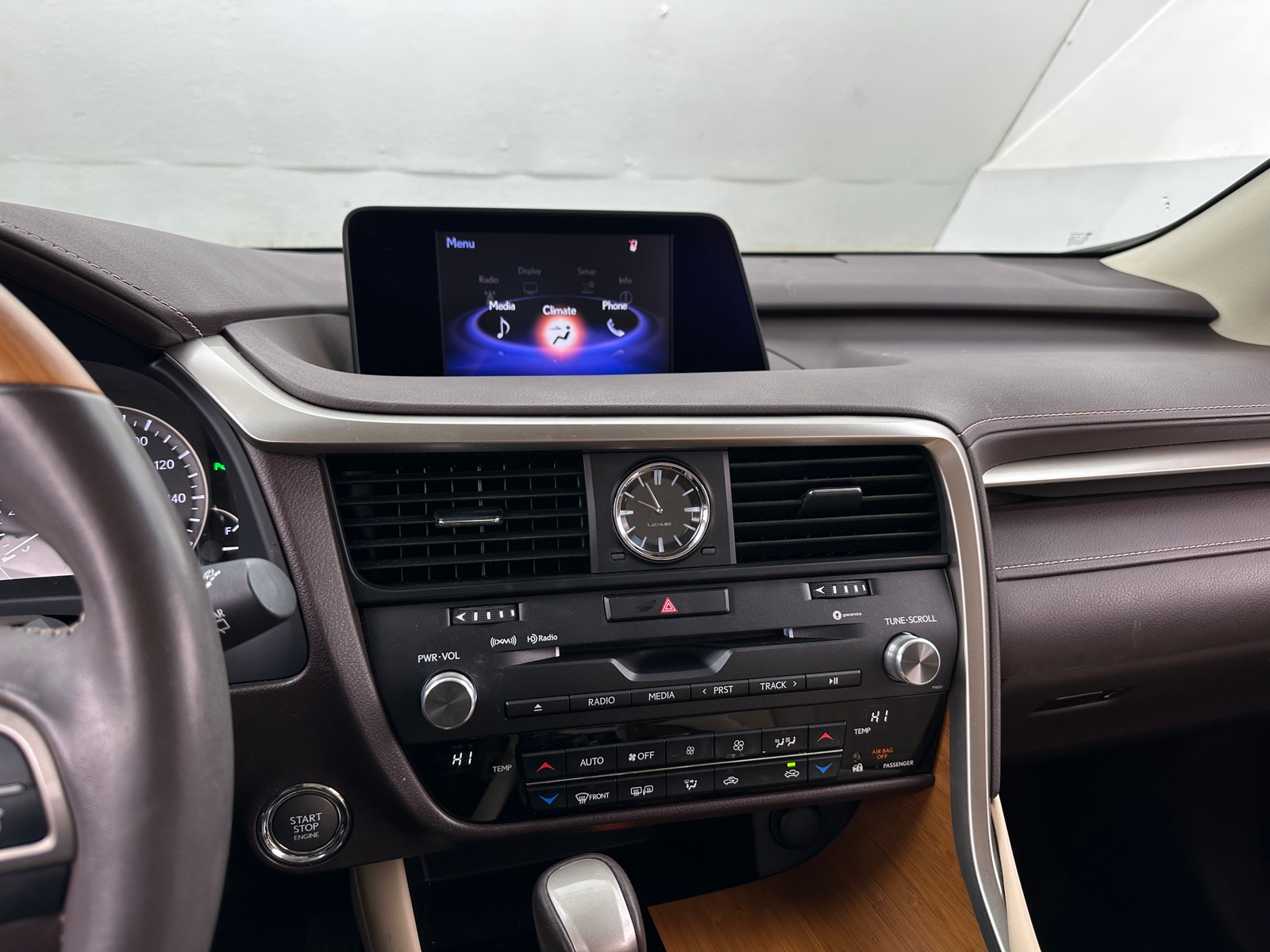 Thumbnail: 2016 Lexus RX - 3