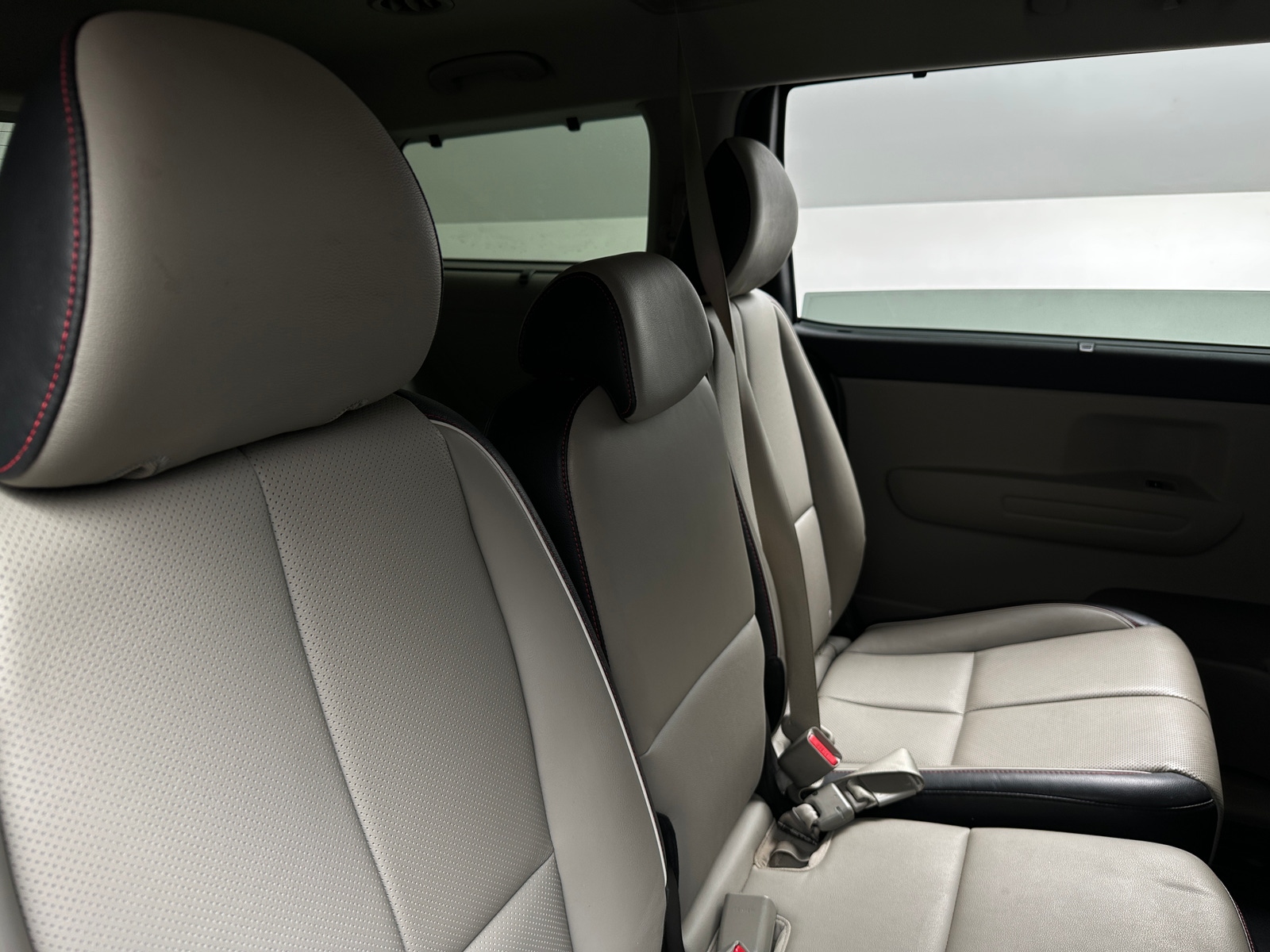 Thumbnail: 2019 Kia Sedona - 5