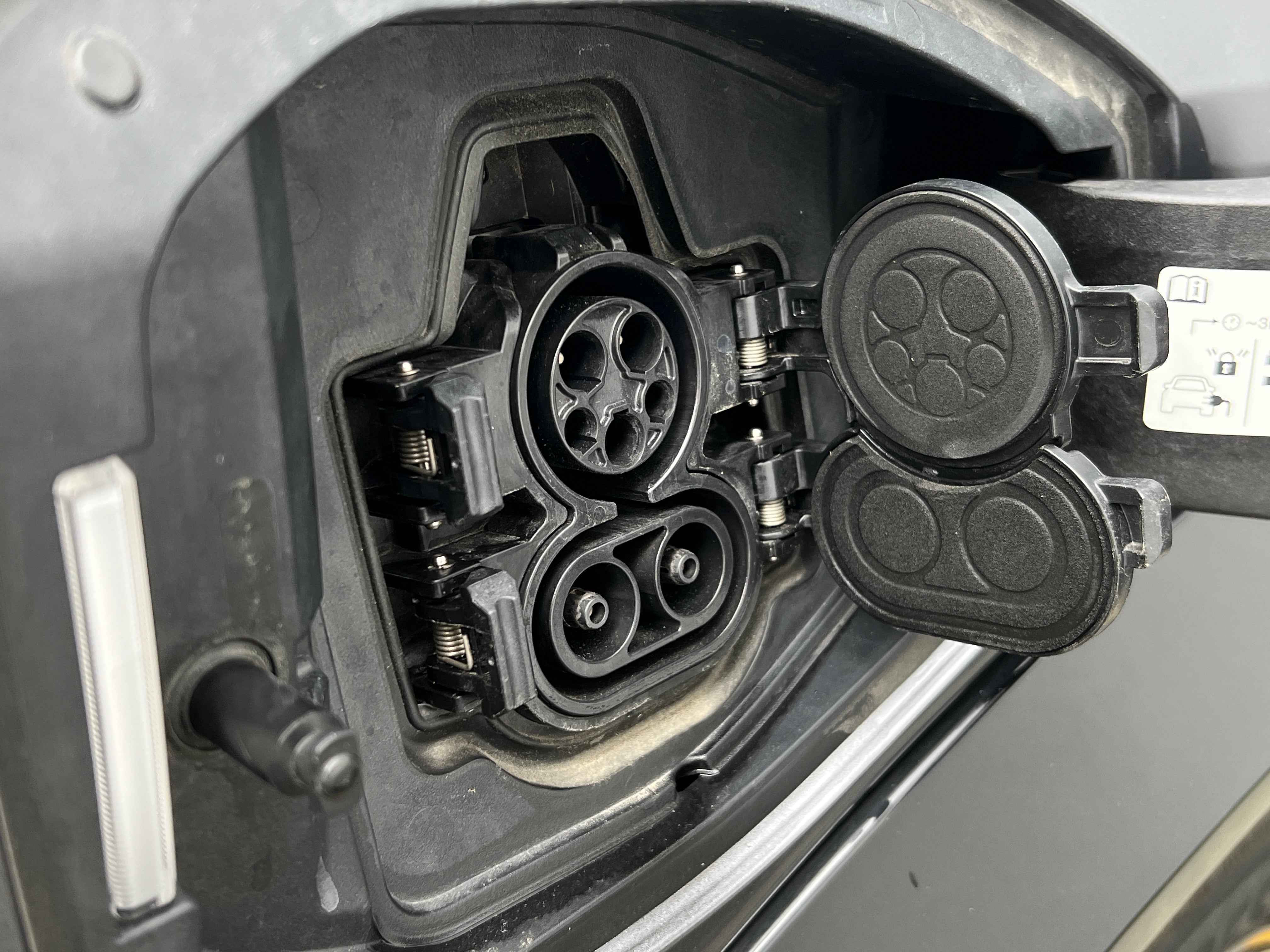 Used 2024 Nissan ARIYA Engage with VIN JN1CF0BB7RM733892 for sale in Oak Creek, WI