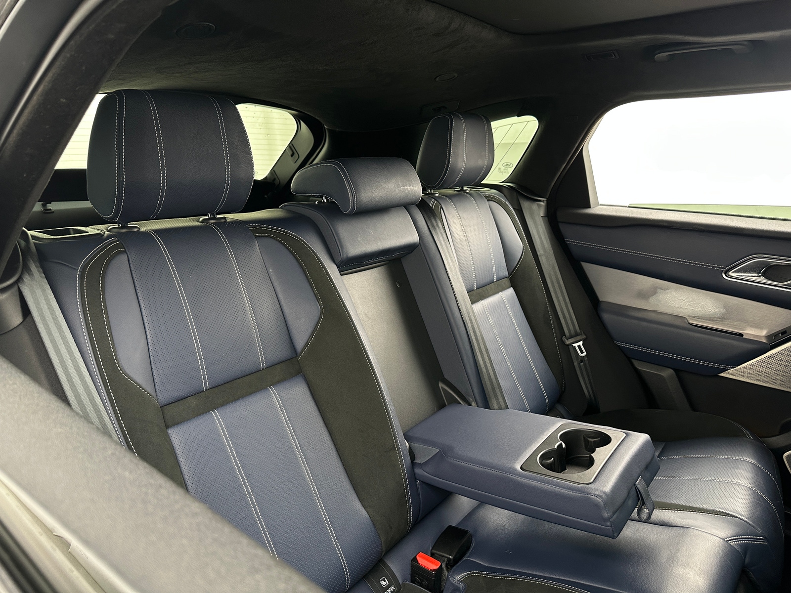 Thumbnail: 2021 Land Rover Range Rover Velar - 5