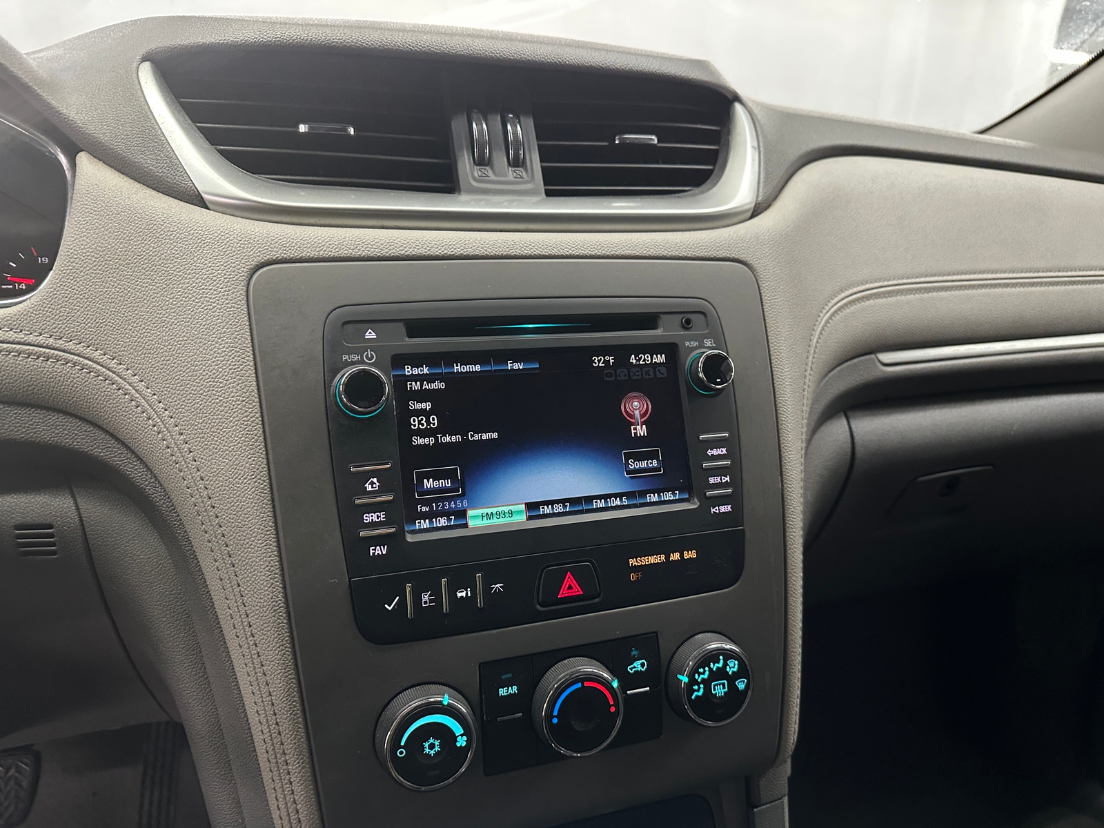 Thumbnail: 2017 Chevrolet Traverse - 4