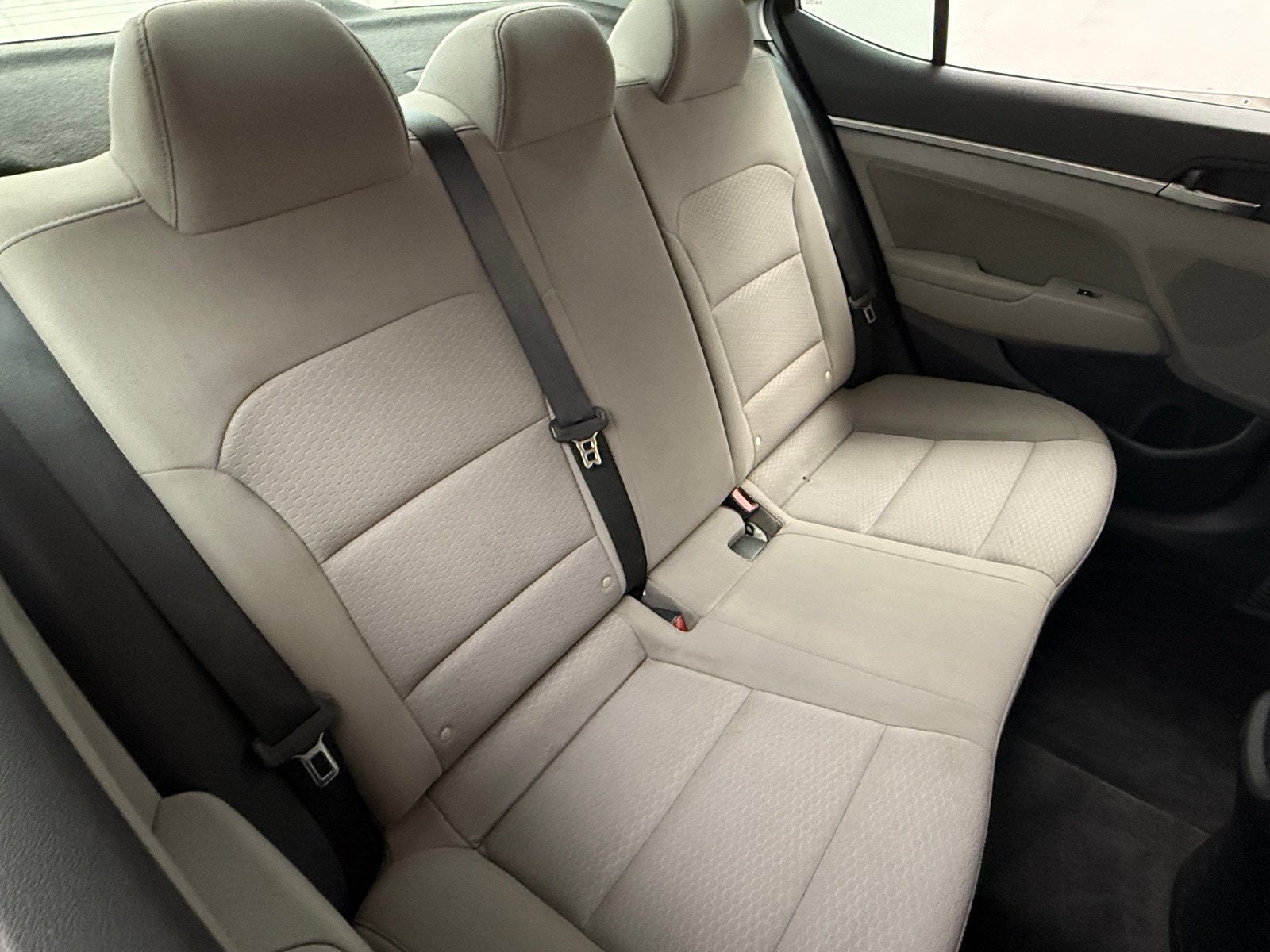 Thumbnail: 2020 Hyundai Elantra - 6