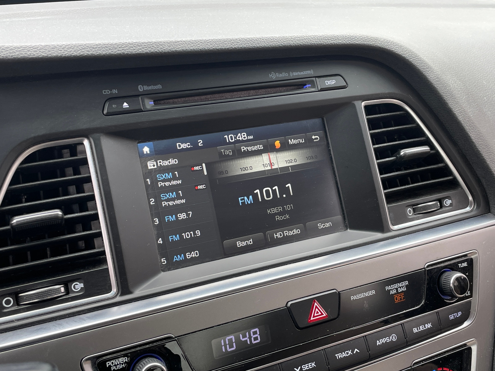 Thumbnail: 2017 Hyundai Sonata - 4