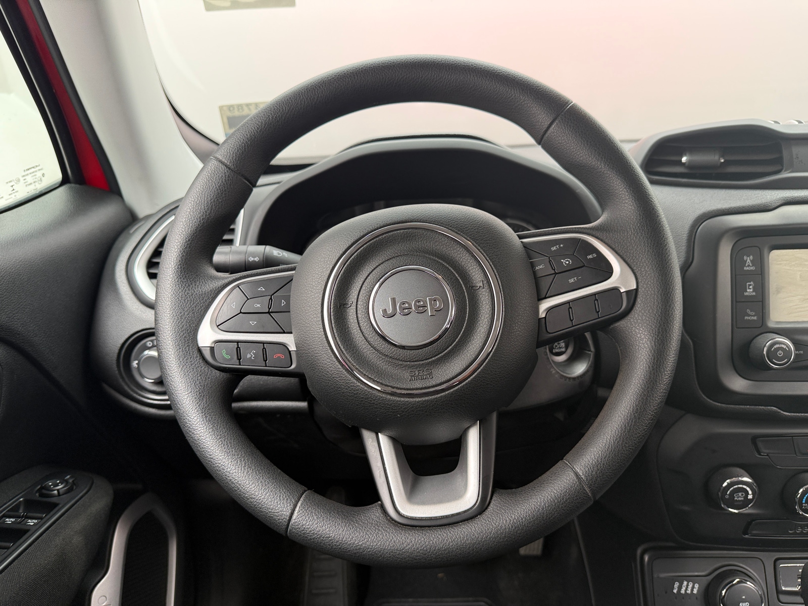 Thumbnail: 2020 Jeep Renegade - 5