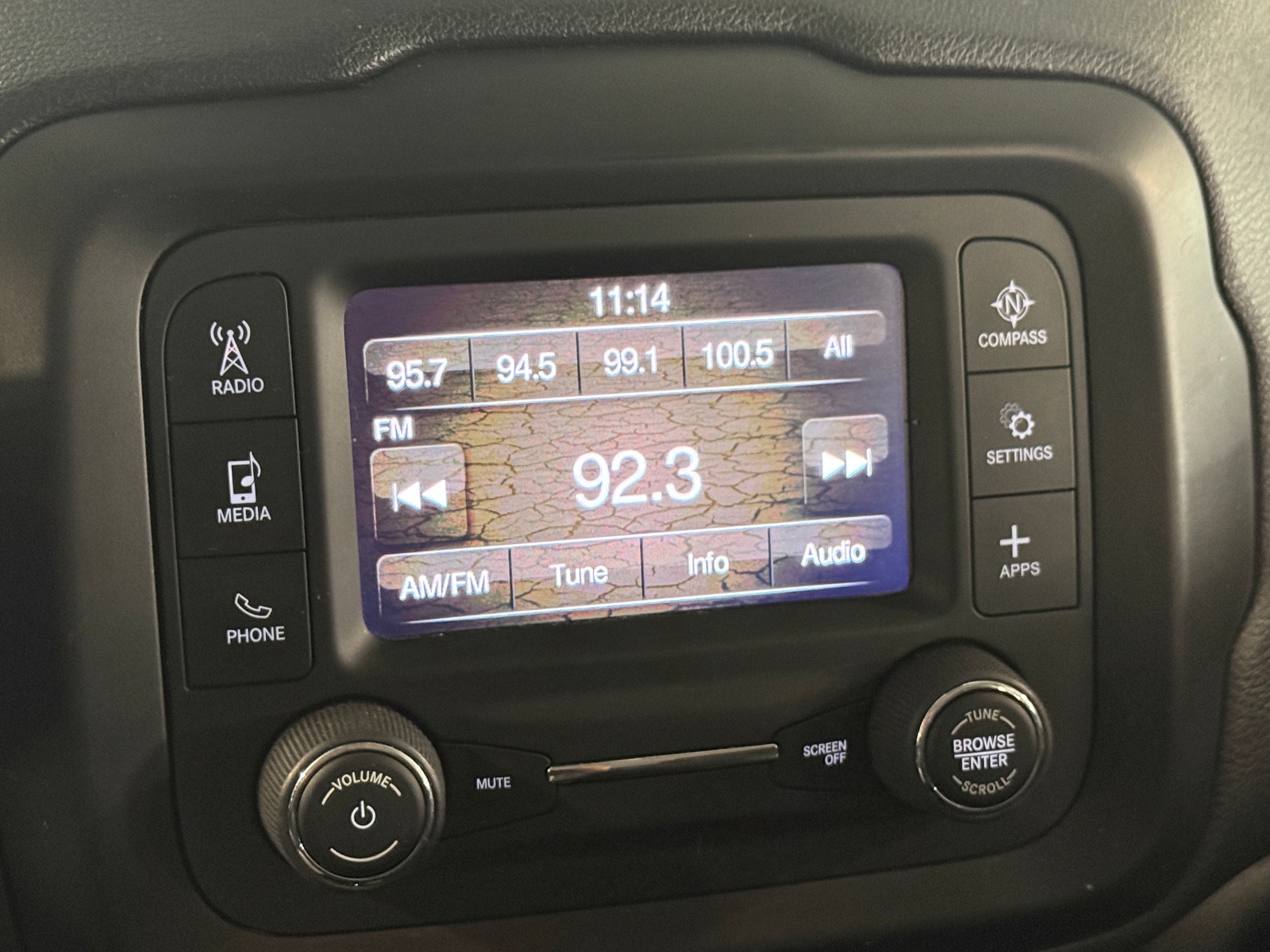 Thumbnail: 2020 Jeep Renegade - 4