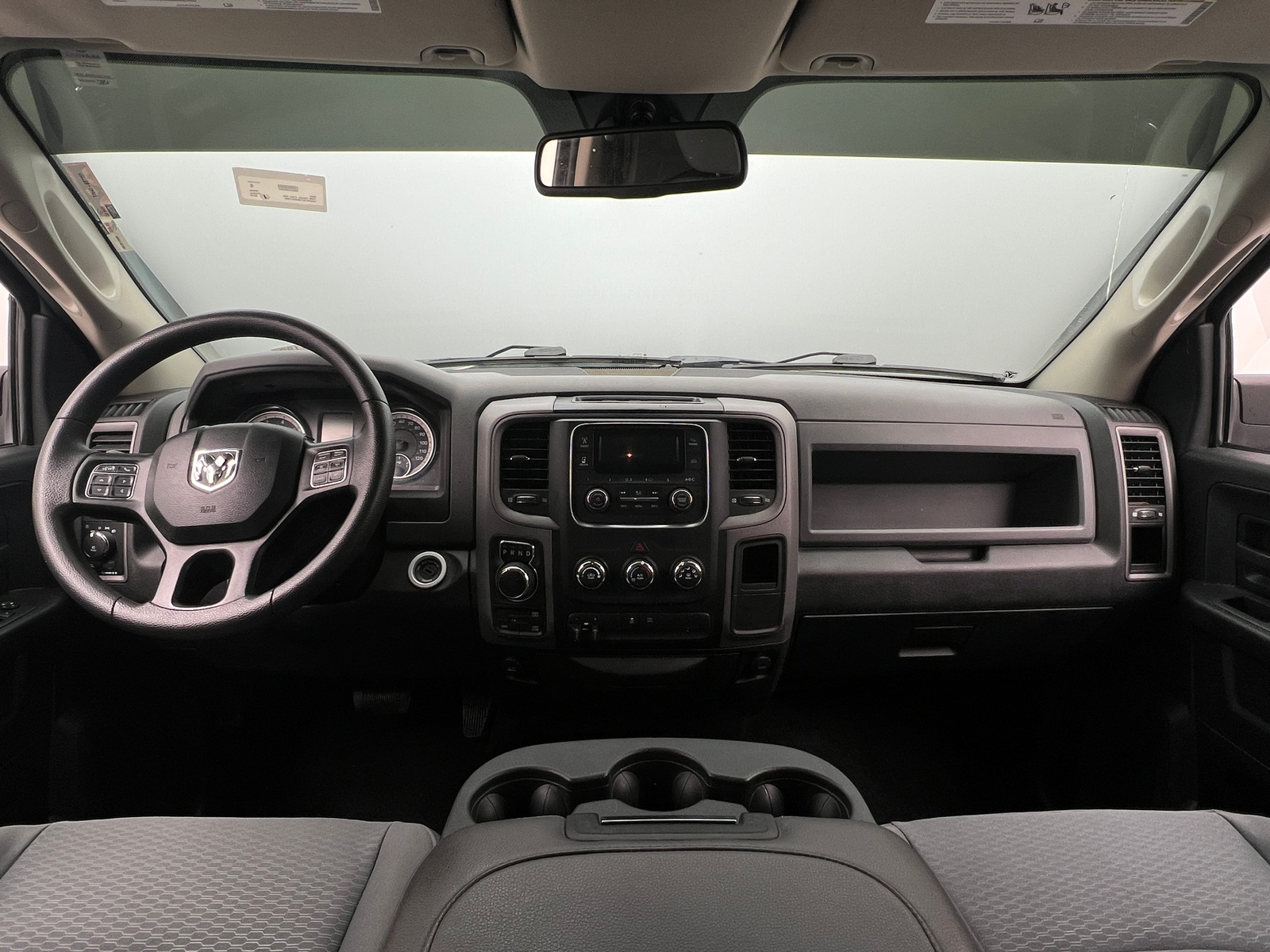 Thumbnail: 2019 RAM 1500 Classic - 3