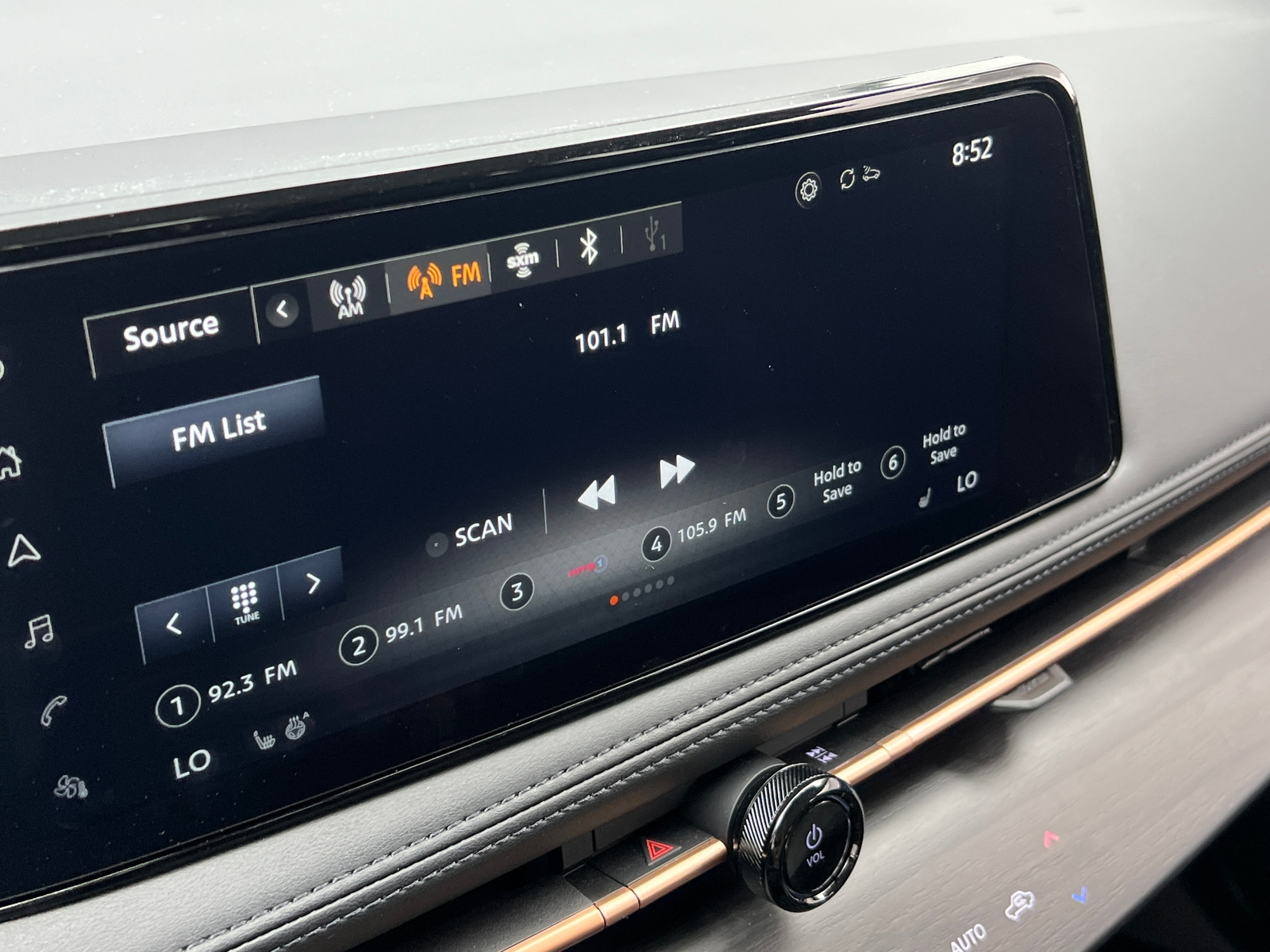 Thumbnail: 2024 Nissan Ariya - 3