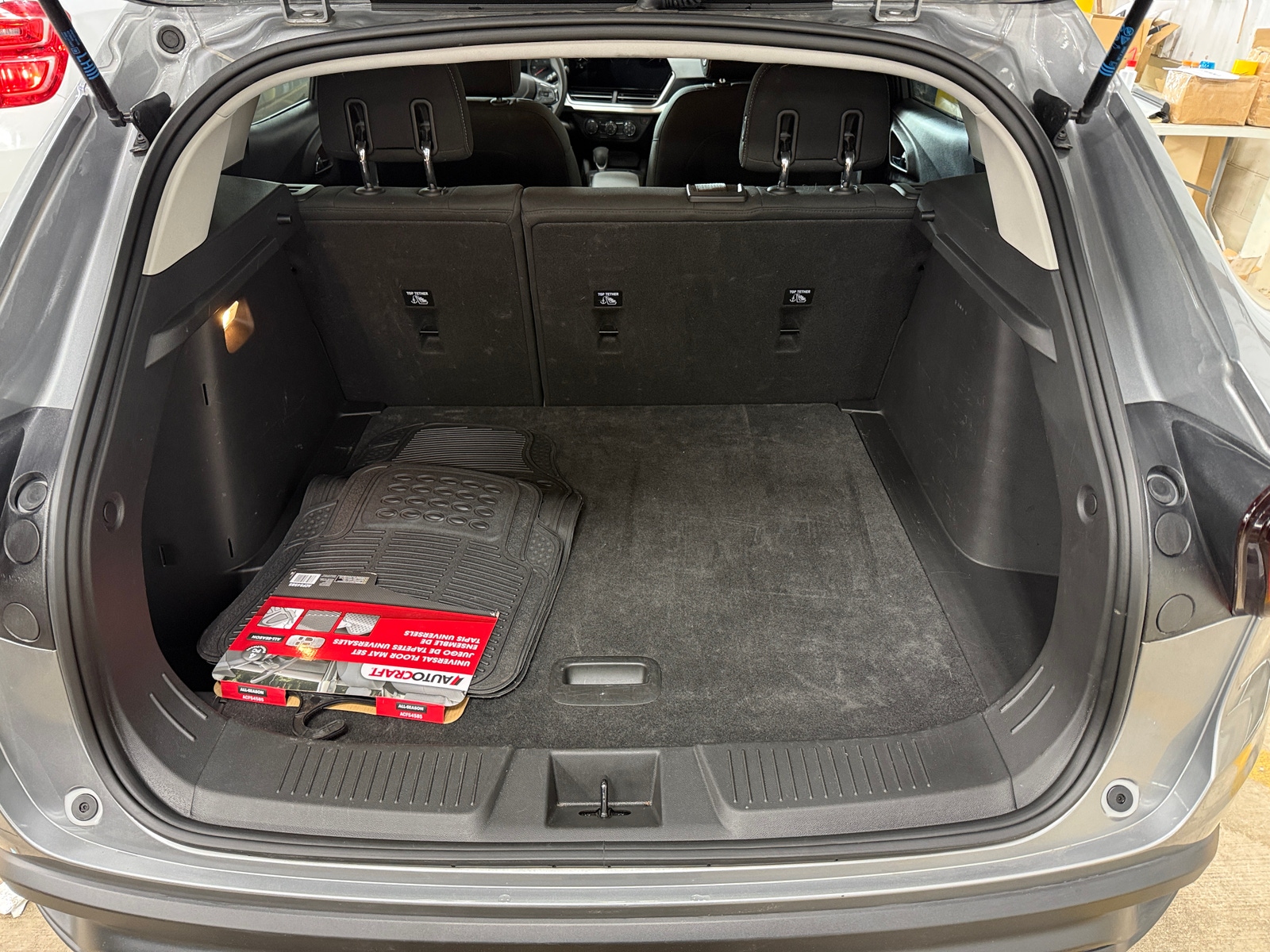 Thumbnail: 2025 Chevrolet Trax - 7