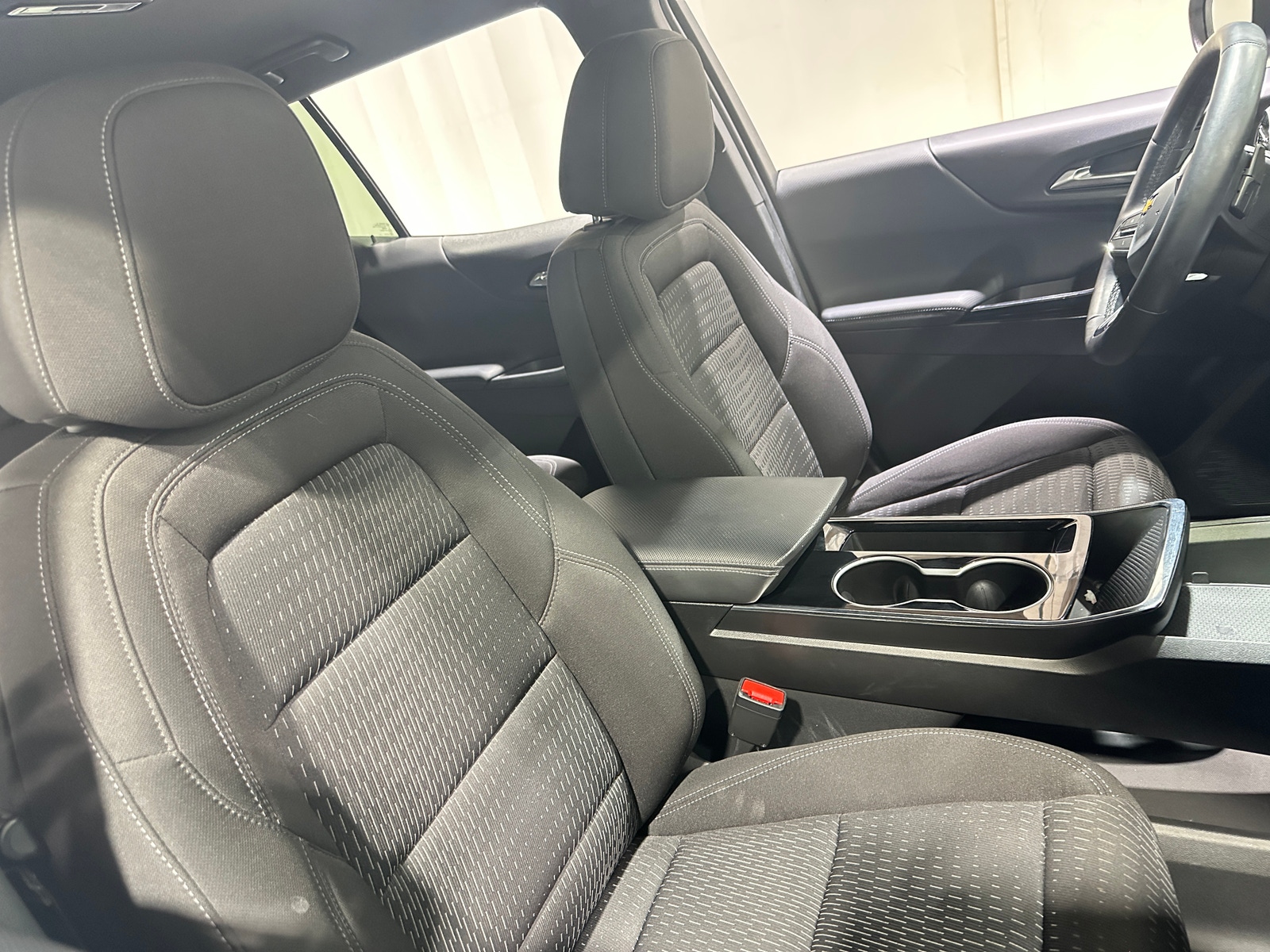 Thumbnail: 2025 Chevrolet Equinox - 2