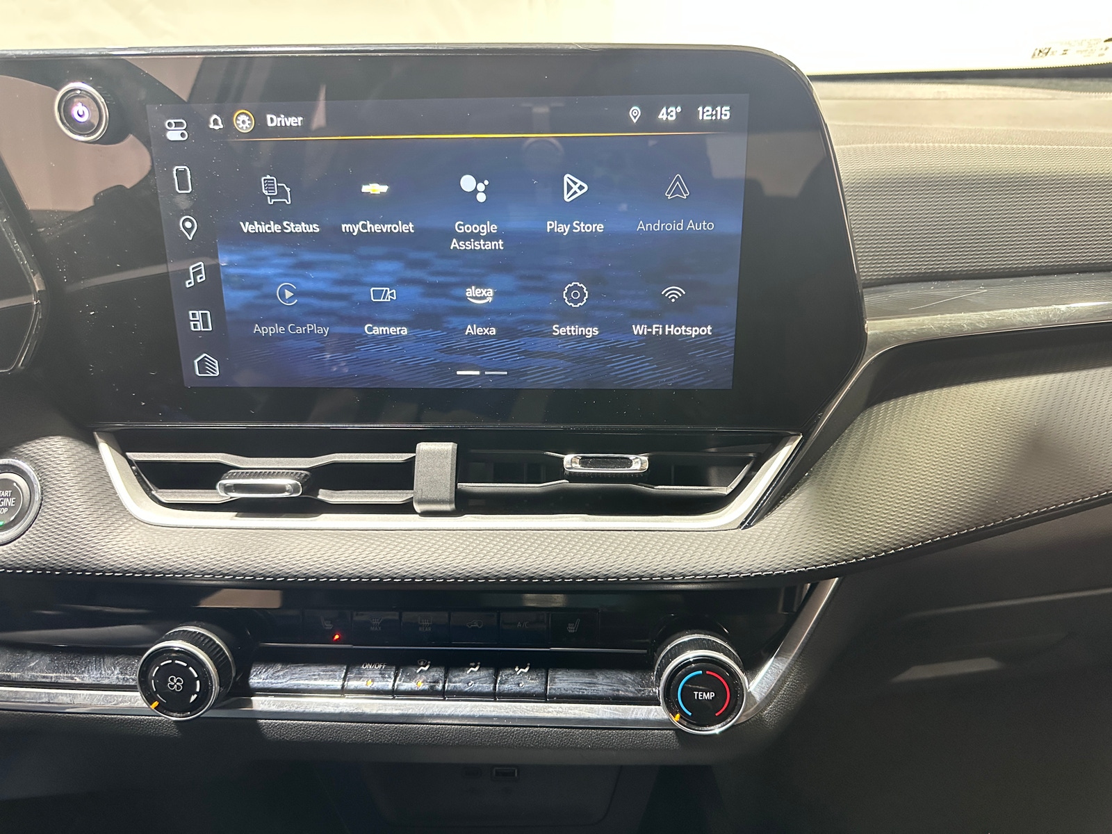 Thumbnail: 2025 Chevrolet Equinox - 4