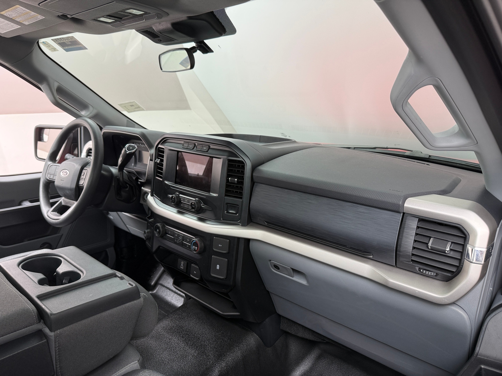 Thumbnail: 2021 Ford Econoline - 3