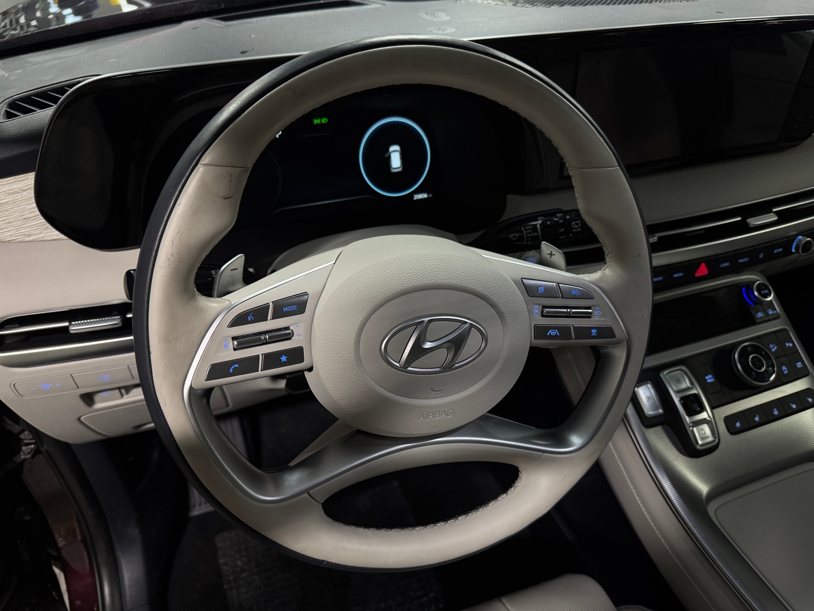 Thumbnail: 2023 Hyundai Palisade - 4