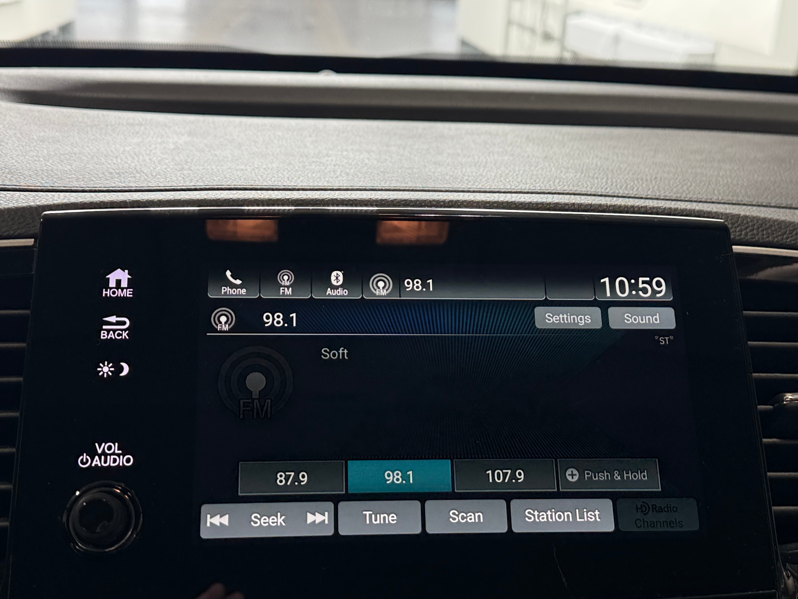 Thumbnail: 2021 Honda Pilot - 3