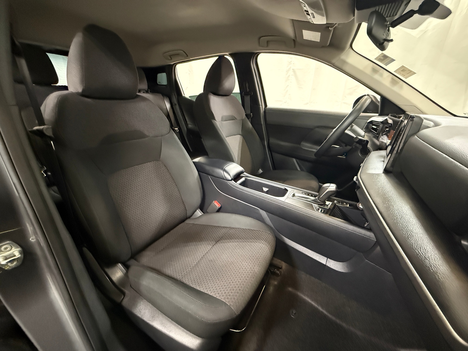 Thumbnail: 2025 Nissan Kicks - 2