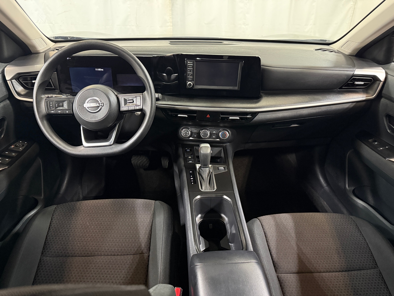 Thumbnail: 2025 Nissan Kicks - 3