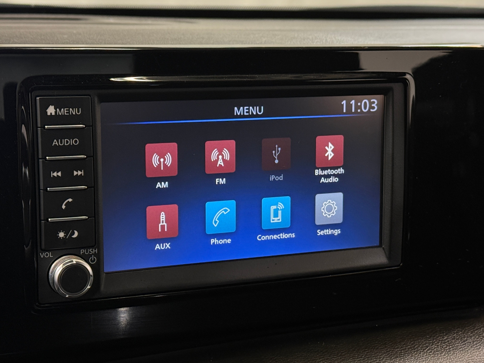 Thumbnail: 2025 Nissan Kicks - 4