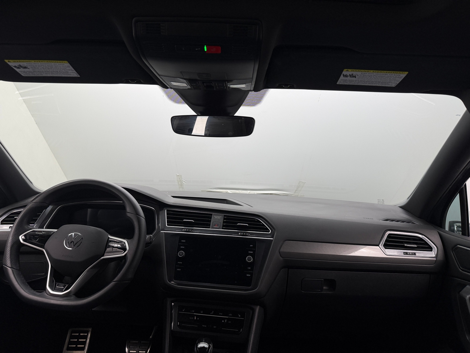 Thumbnail: 2023 Volkswagen Tiguan - 2