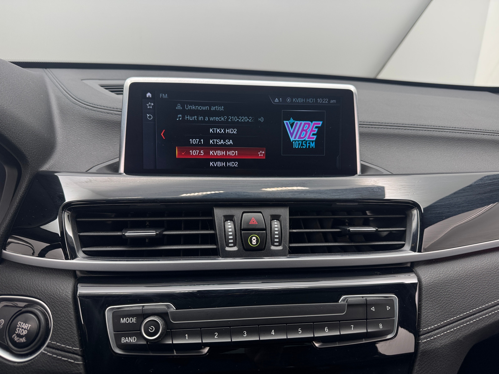 Thumbnail: 2022 BMW X1 - 3