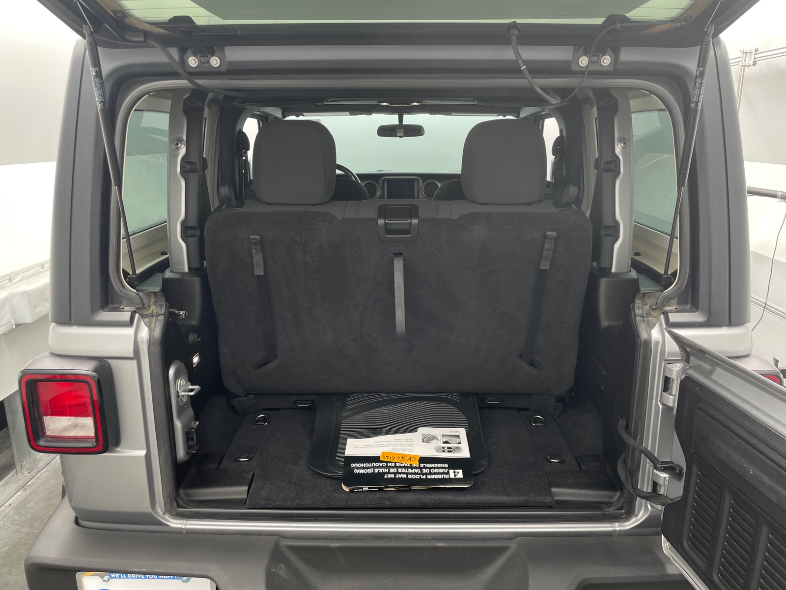 Thumbnail: 2019 Jeep Wrangler - 7