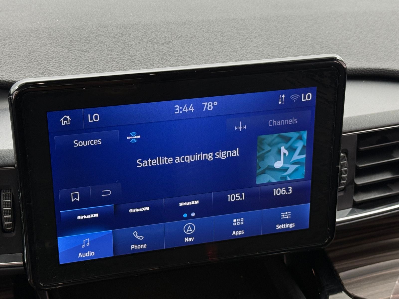 Thumbnail: 2024 Ford Explorer - 3