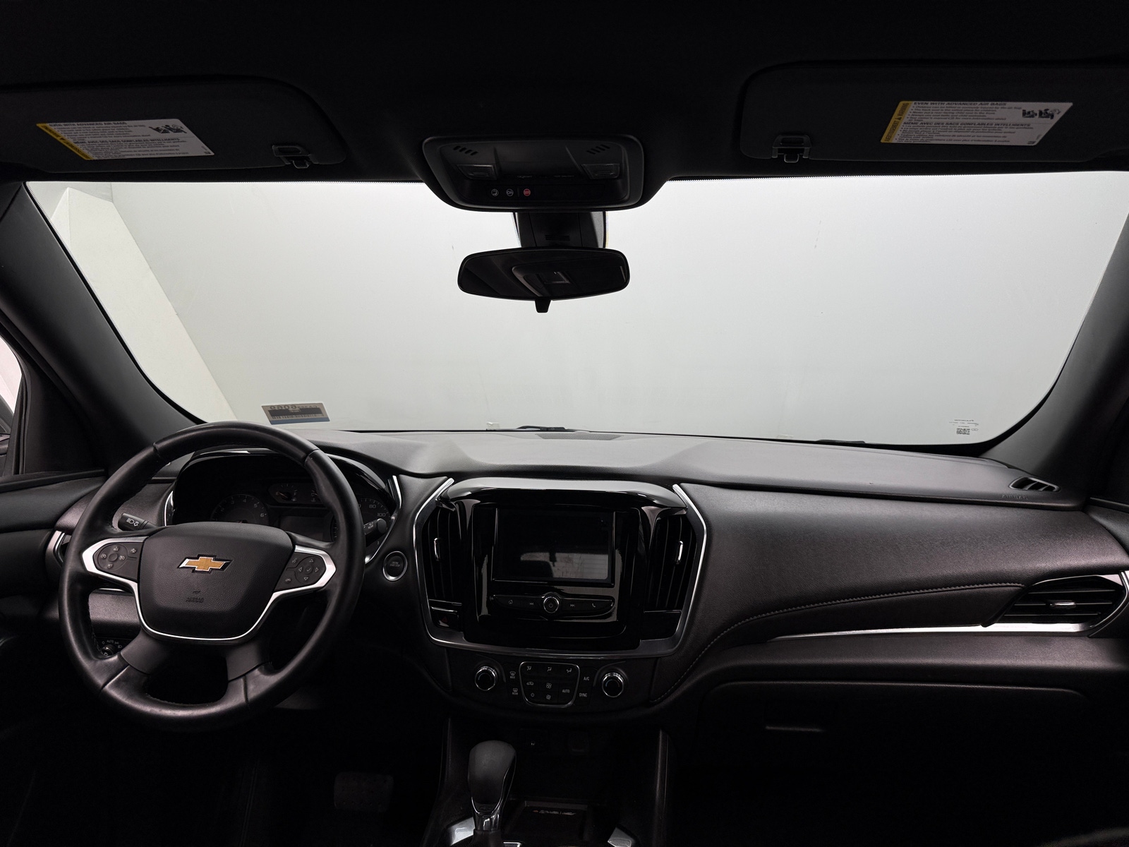 Thumbnail: 2023 Chevrolet Traverse - 3