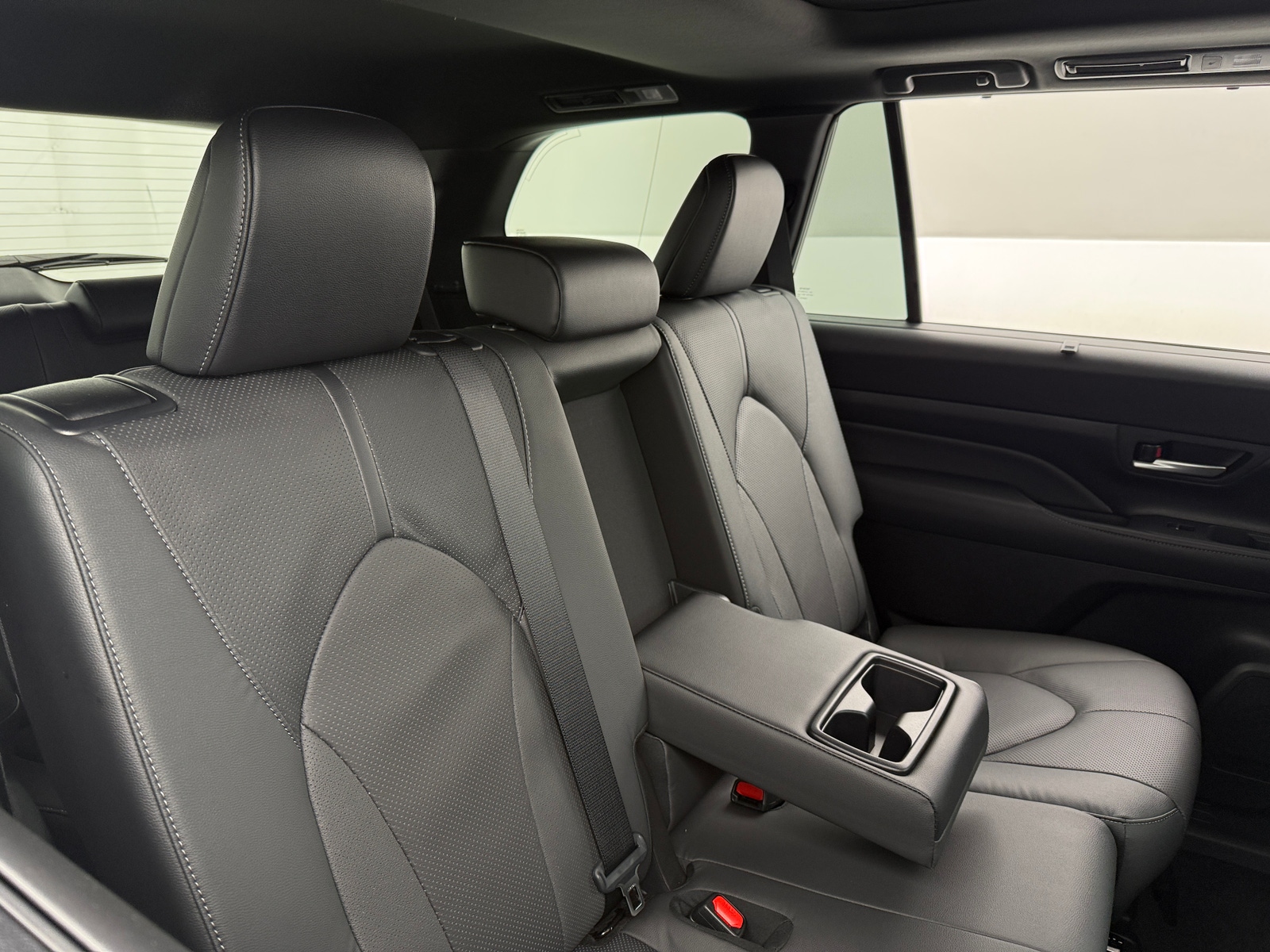 Thumbnail: 2025 Toyota Grand Highlander - 6