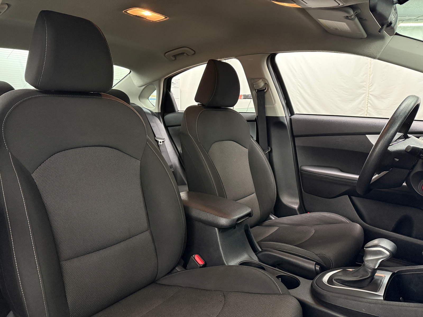 Thumbnail: 2024 Kia Forte - 2