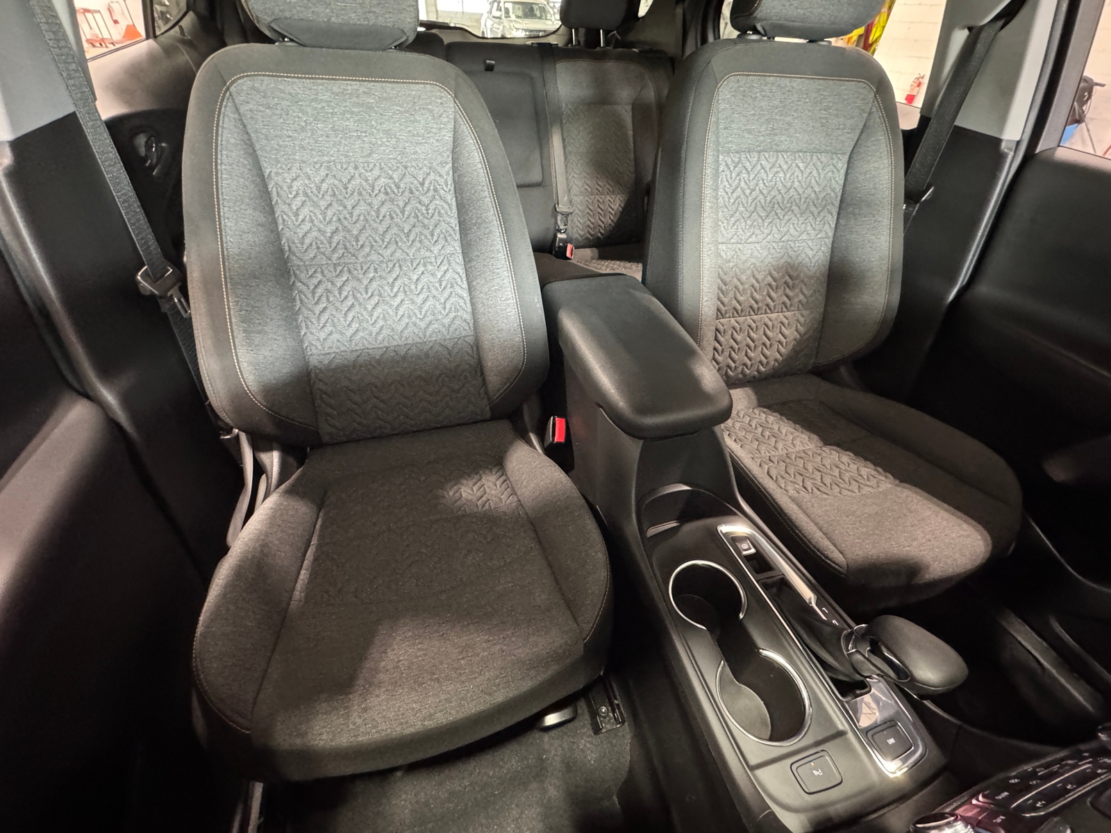 Thumbnail: 2022 Chevrolet Equinox - 2