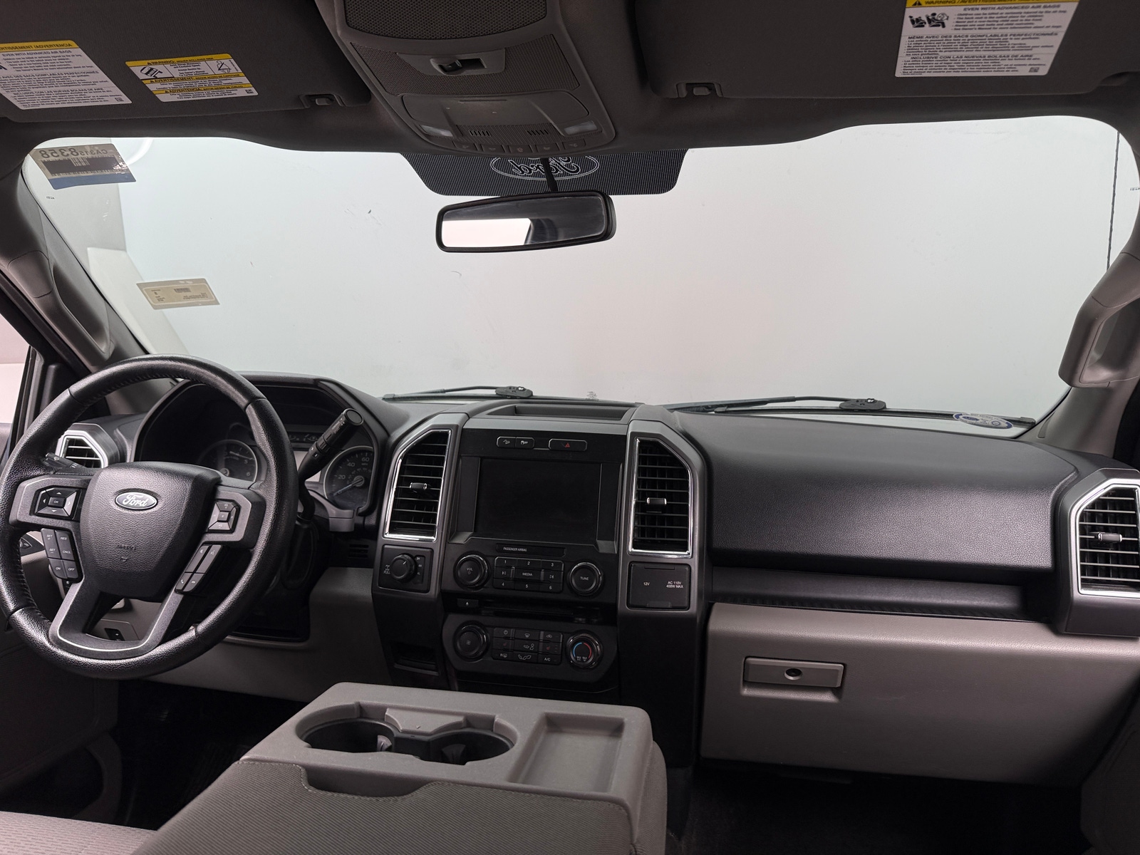 Thumbnail: 2016 Ford Econoline - 3