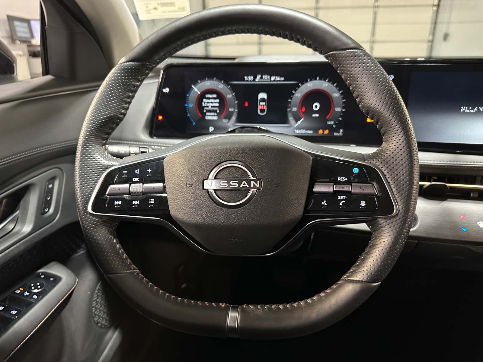 Thumbnail: 2023 Nissan Ariya - 4