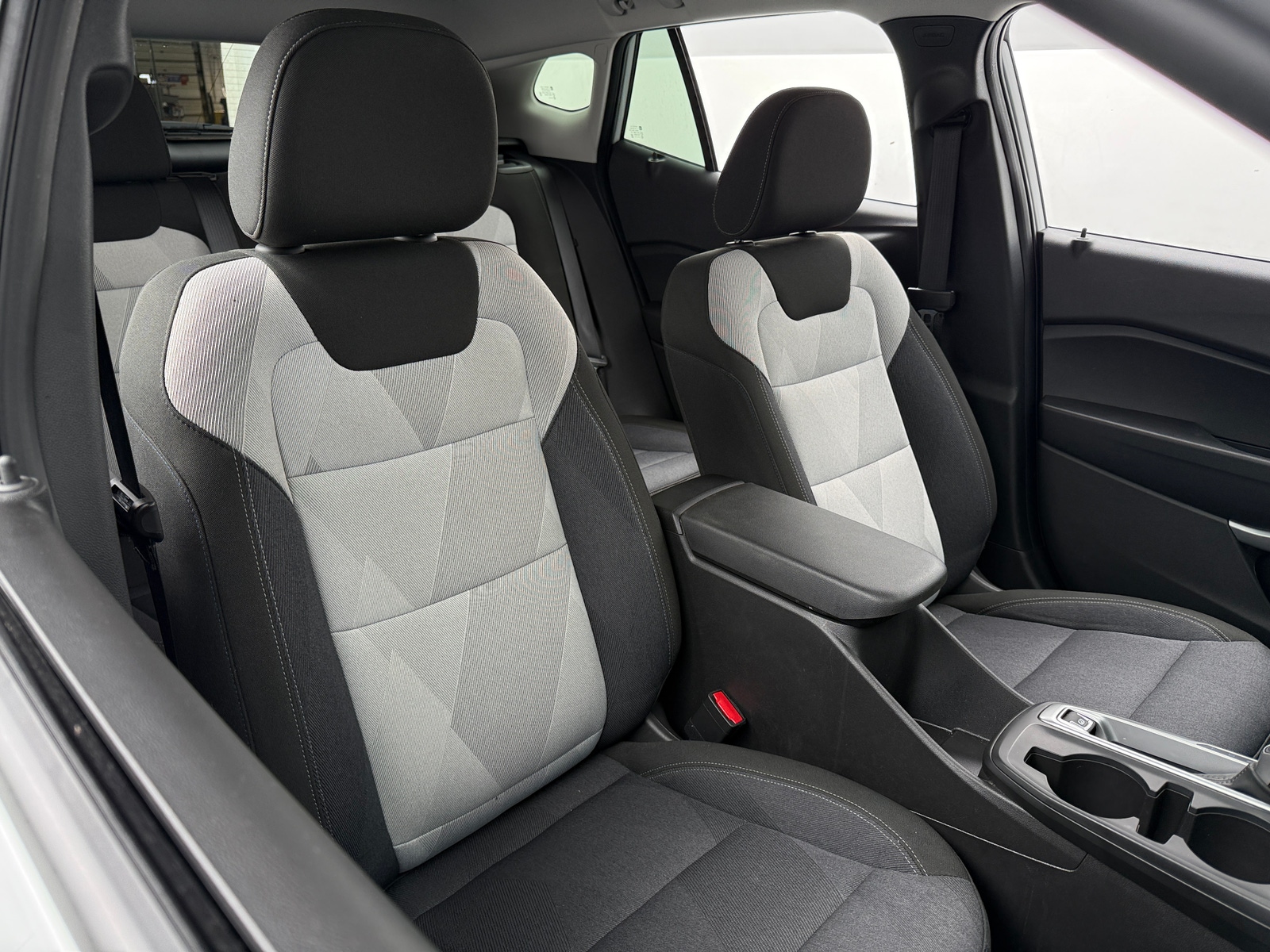 Thumbnail: 2025 Chevrolet Trax - 2