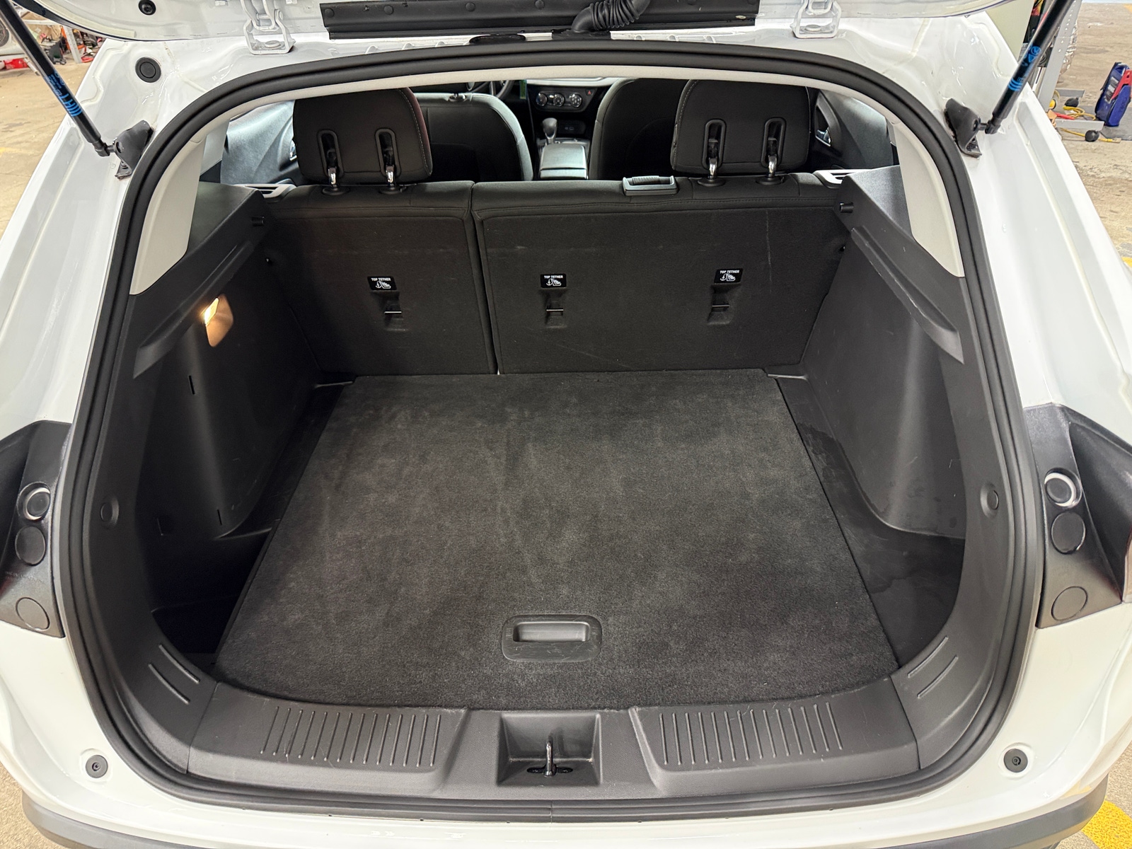 Thumbnail: 2025 Chevrolet Trax - 7