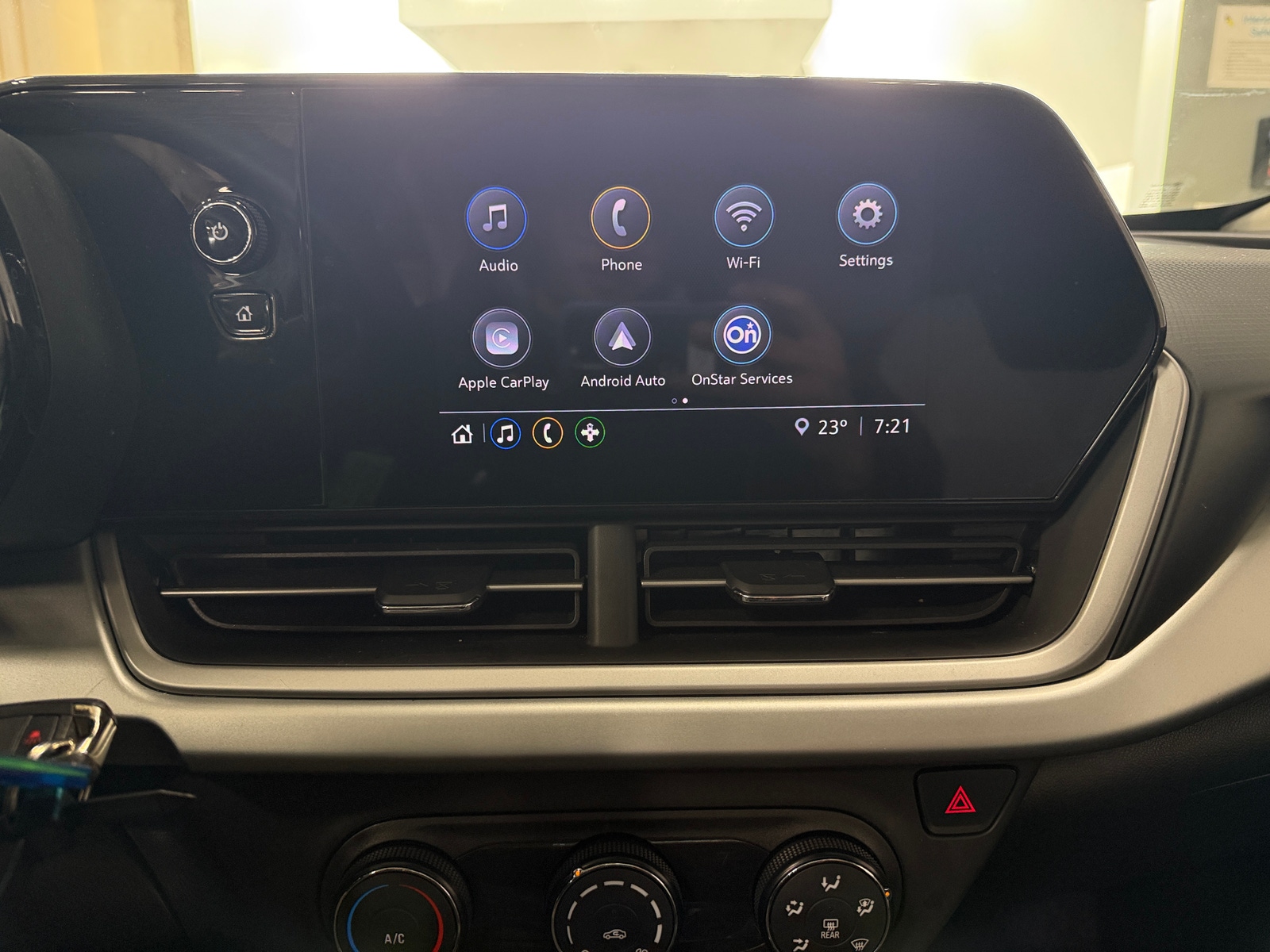 Thumbnail: 2025 Chevrolet Trax - 4