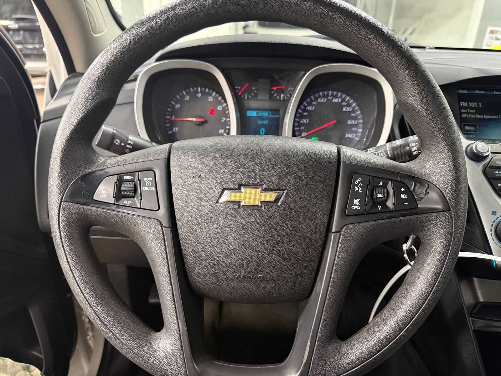 Thumbnail: 2017 Chevrolet Equinox - 5