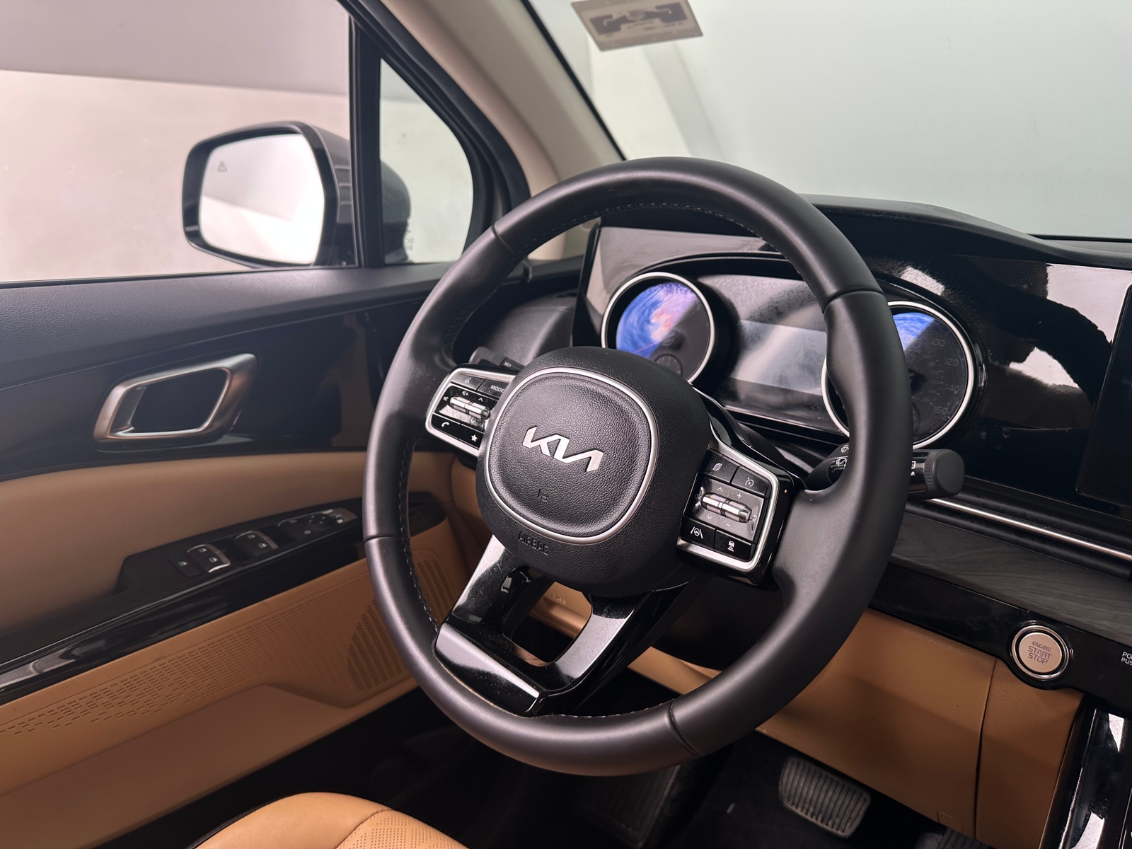 Thumbnail: 2024 Kia Carnival - 4