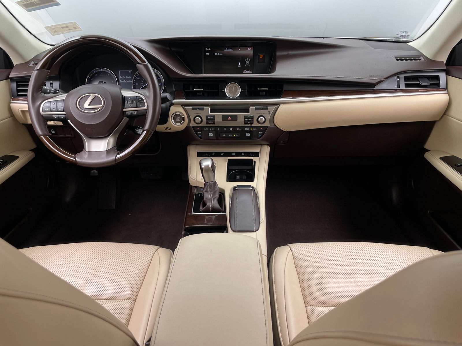 Thumbnail: 2018 Lexus ES - 2