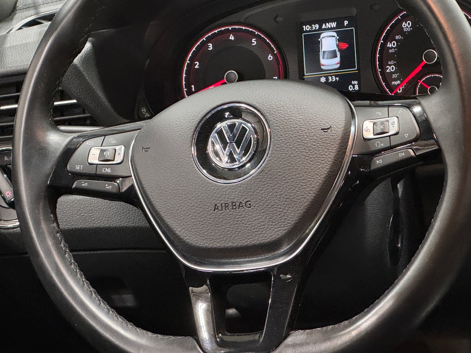 Thumbnail: 2021 Volkswagen Passat - 4