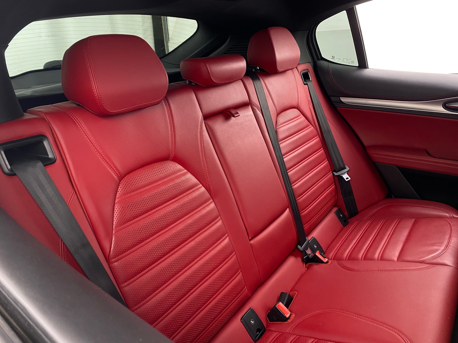 Thumbnail: 2020 Alfa Romeo Stelvio - 5