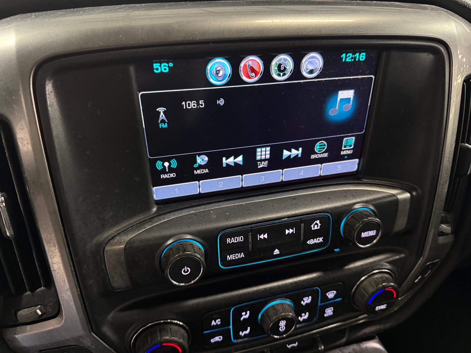 Thumbnail: 2017 Chevrolet Silverado 1500 - 4