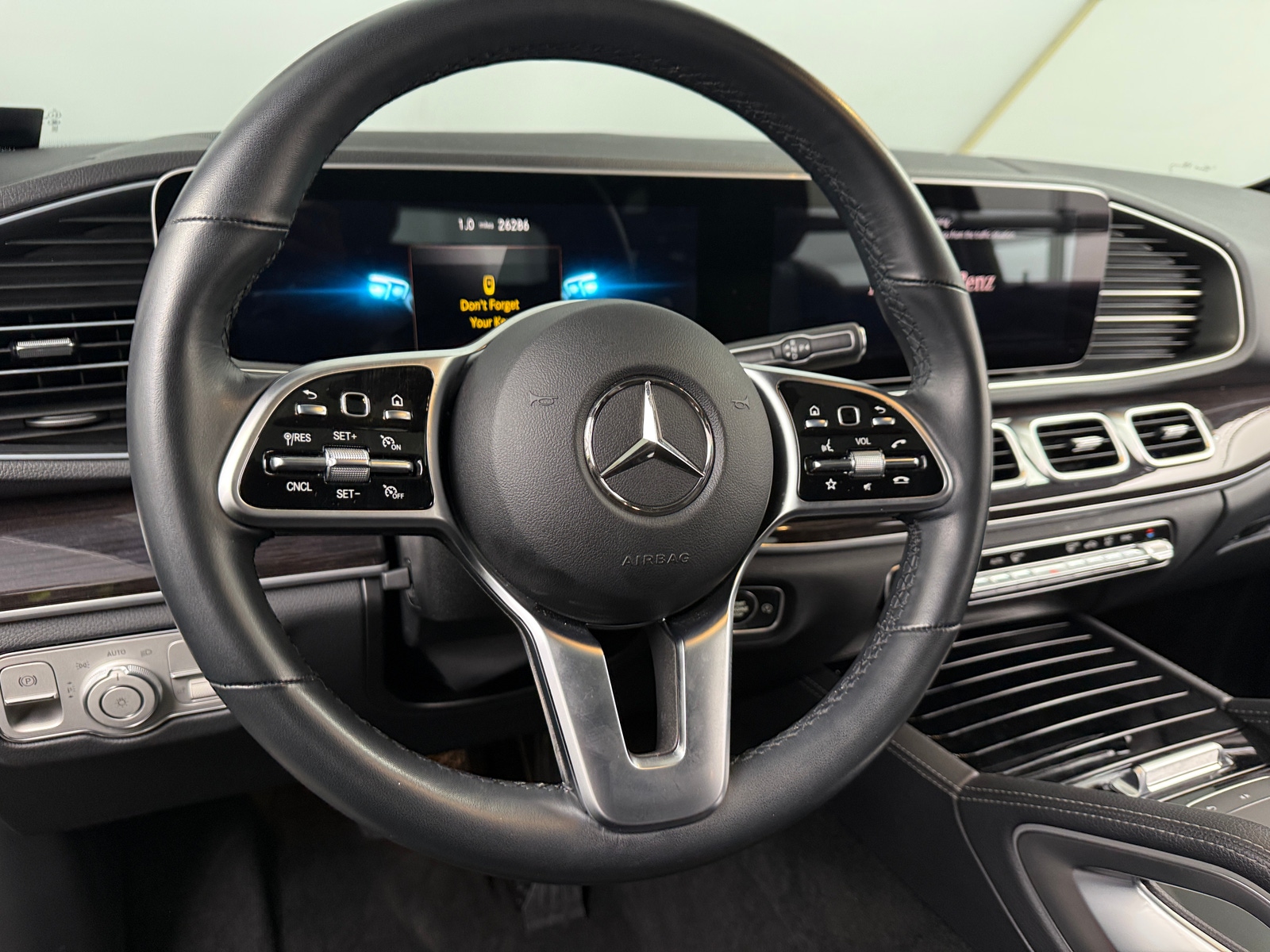 Thumbnail: 2022 Mercedes-Benz GLE - 4