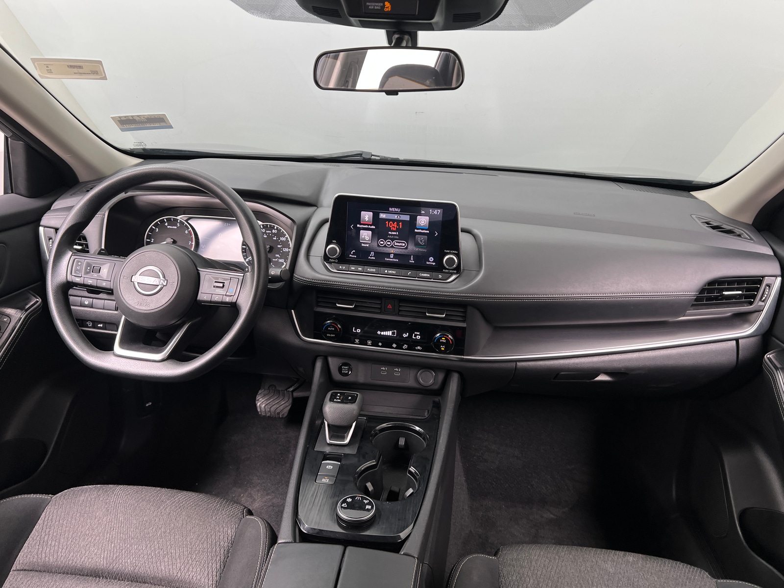 Thumbnail: 2024 Nissan Rogue - 3