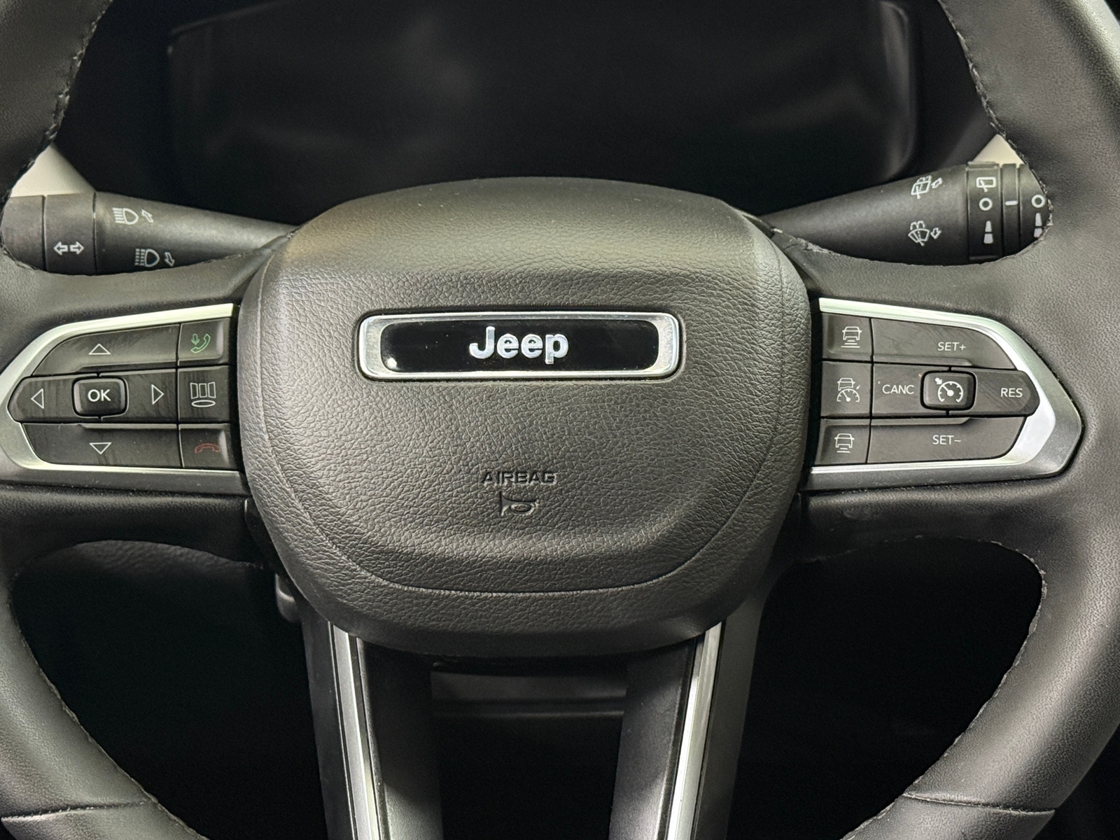 Thumbnail: 2023 Jeep Compass - 4